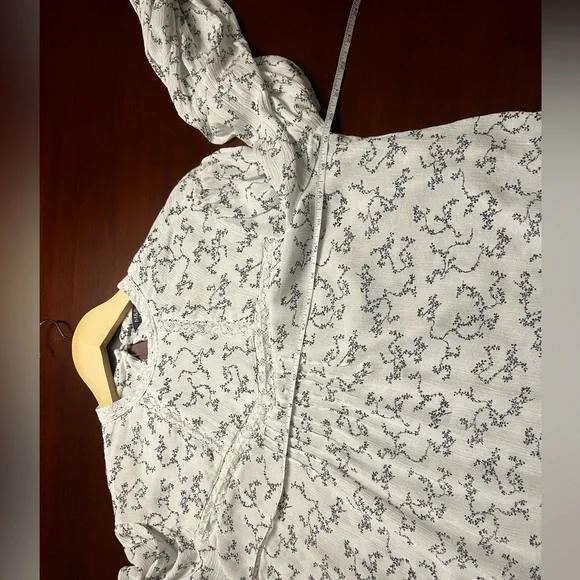 M&S Ivory Floral Boho Cottagecore Blouse Sz 6 - Picture 7 of 9